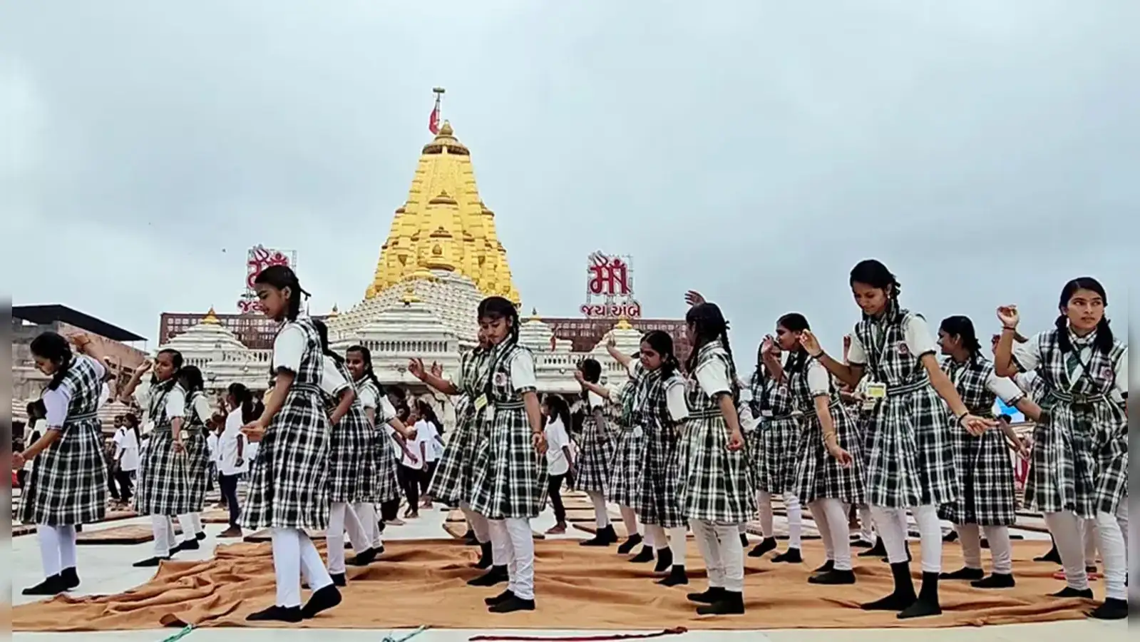 Prarambh’ Scholarship Ceremony in Karnal: Girls Honoured, Empowered for a Stronger India