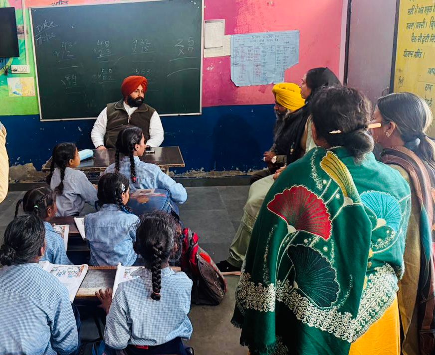 Zero Tolerance on Negligence: Bhagwant Mann Government Issues Show-Cause Notices to Six Teachers
