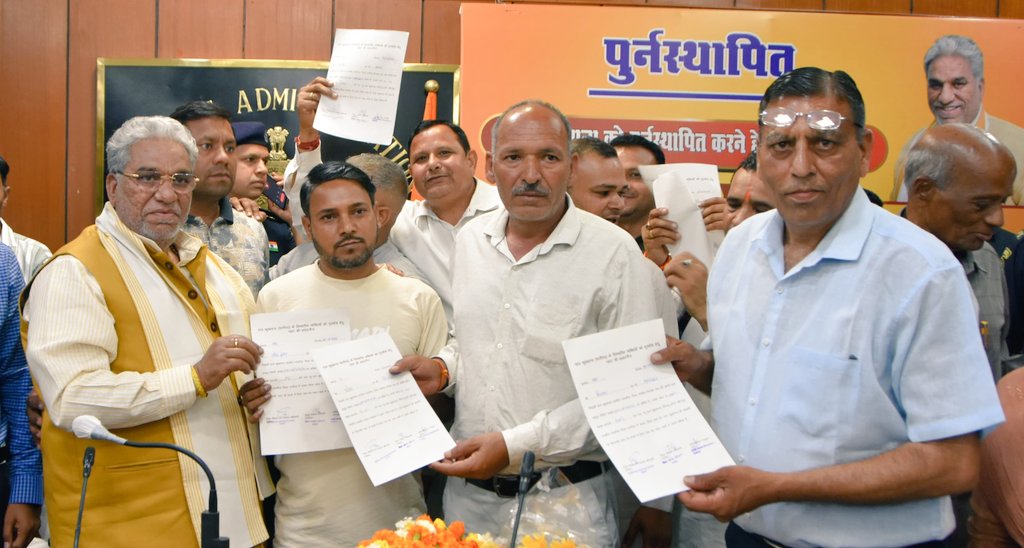 445 Eligible Villagers of Khukhrana Receive Allotment Letters in Panipat, Minister Assures Swift Registration