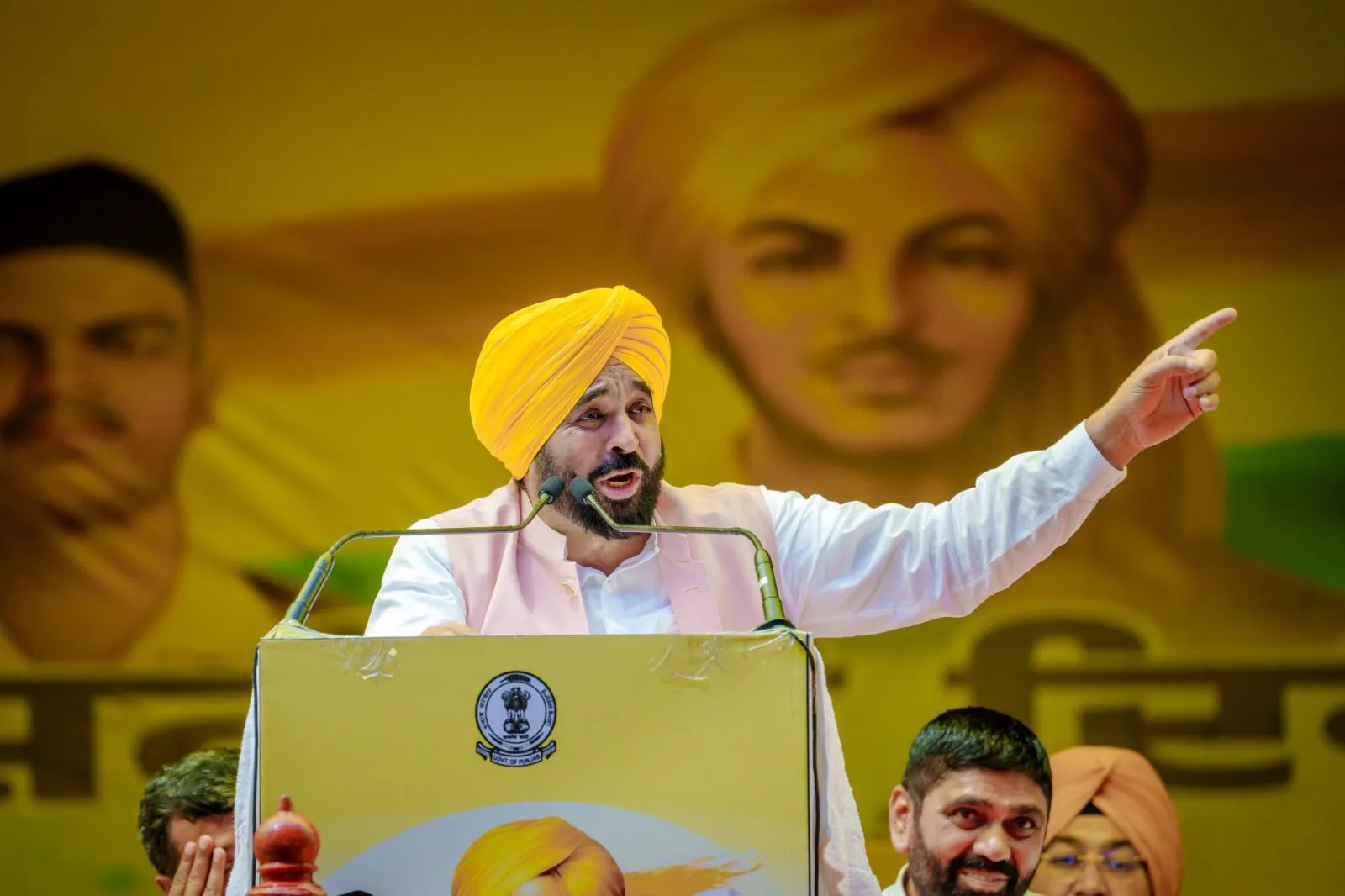 “Bharat Ratna Demand for Bhagat Singh, Rajguru, Sukhdev Ignored by BJP”: CM Bhagwant Mann