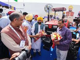Door-to-Door Democracy: AAP to Launch 16,000 ‘Report Card’ Meetings Across Punjab